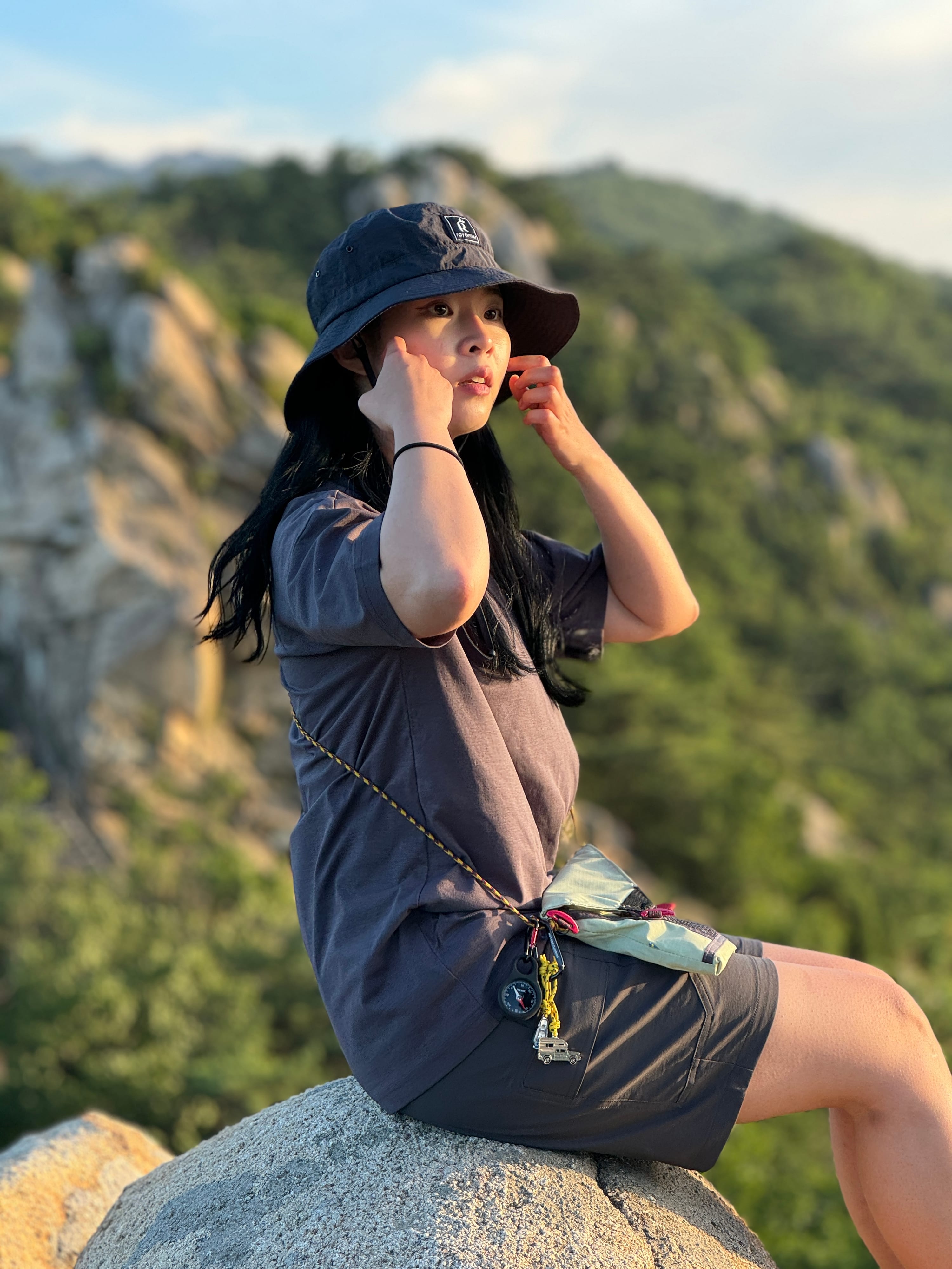 레이오네 버킷햇 룩북